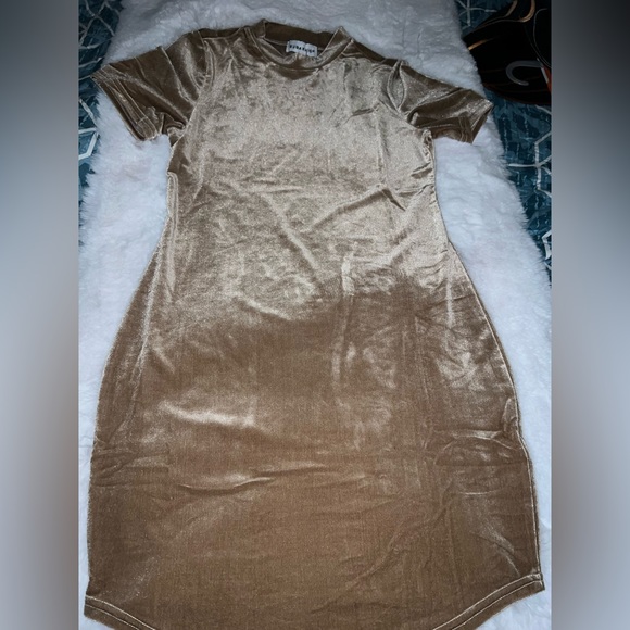 Sugar High Dresses & Skirts - 6/$15 Bundle Sale: NWOT Sugar High Velvet High Neck Mini Dress